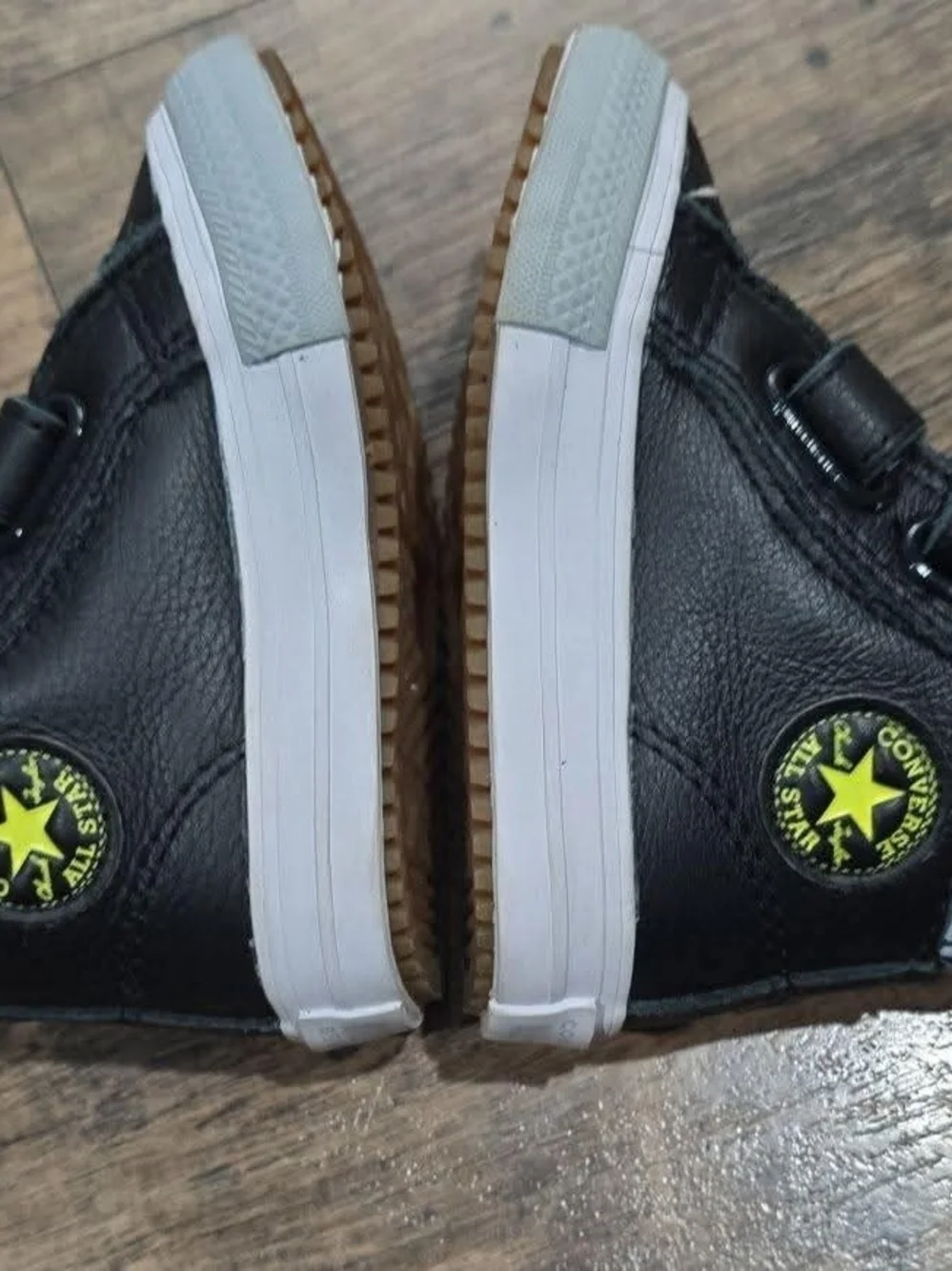 Converse Kids Black High-Top Sneakers with Neon Green Lining Sz 4C